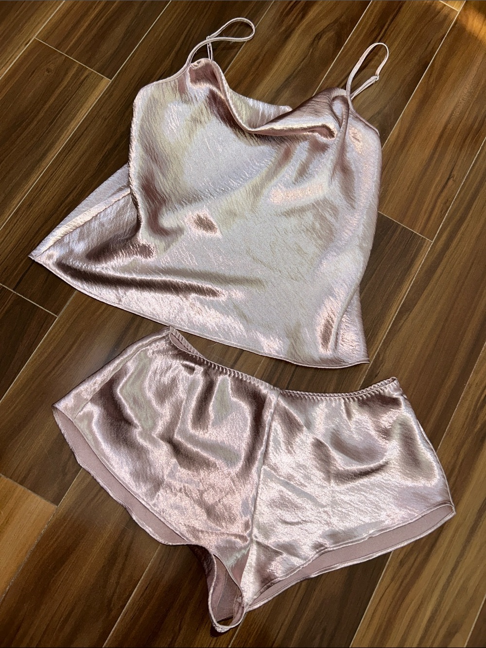Small Victoria’s Secret cami & shorts pajama set silky